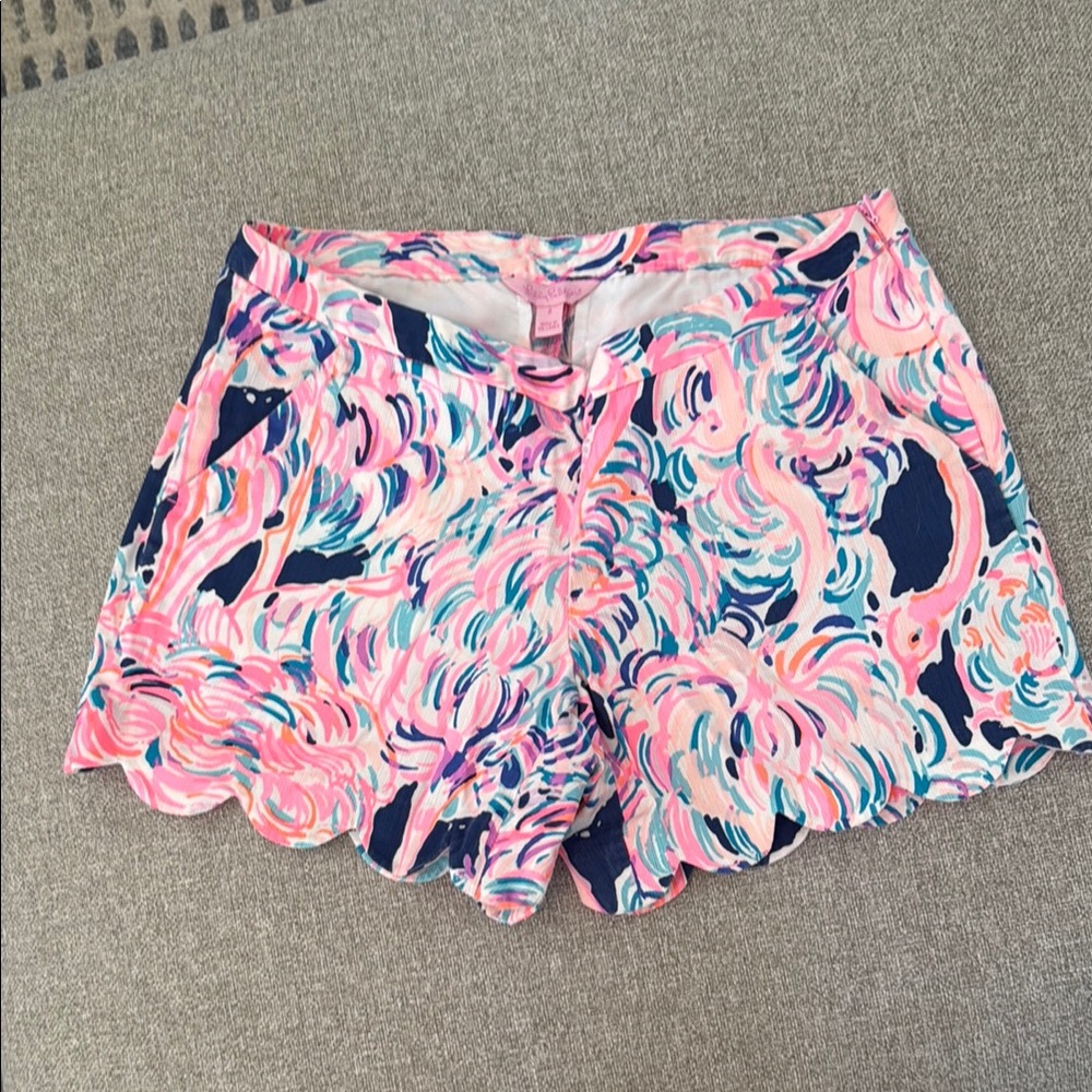 Lilly Pulitzer Women's Shorts size 2